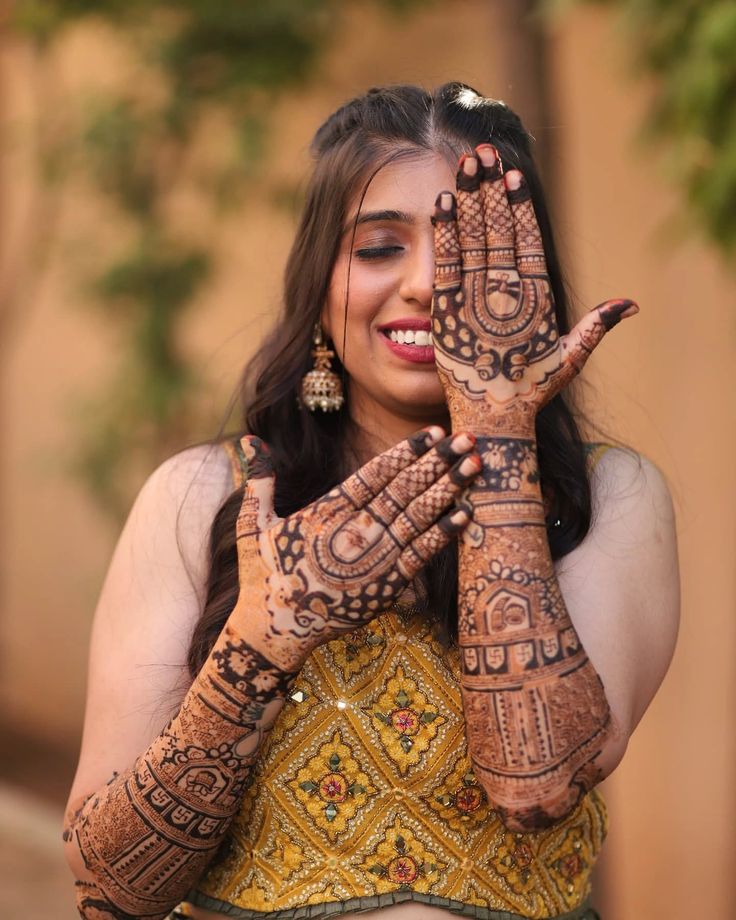 Mehndi Classes in Bhubaneswar